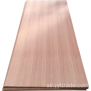 Sapeli plywood
